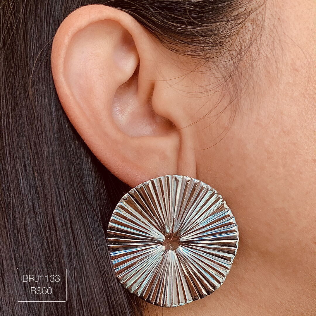 Brinco Redondo Ondulado GG Liso Prateado